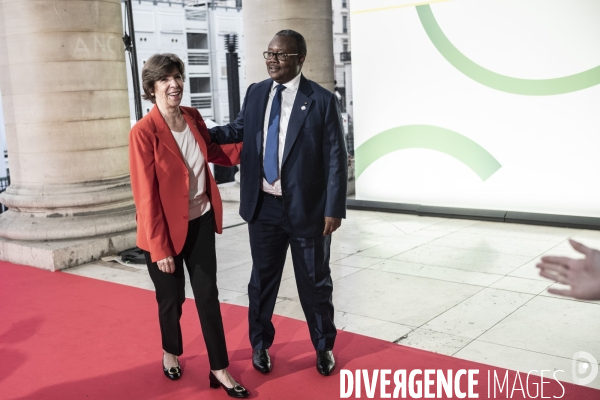 Sommet pour un nouveau pacte financier mondial