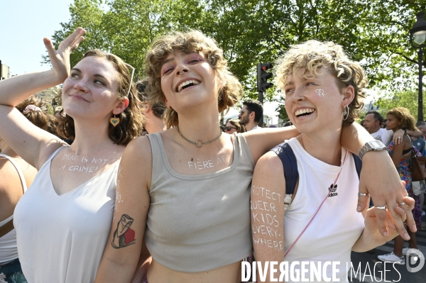 Gay pride 2023, la Marche des fiertés à Paris.