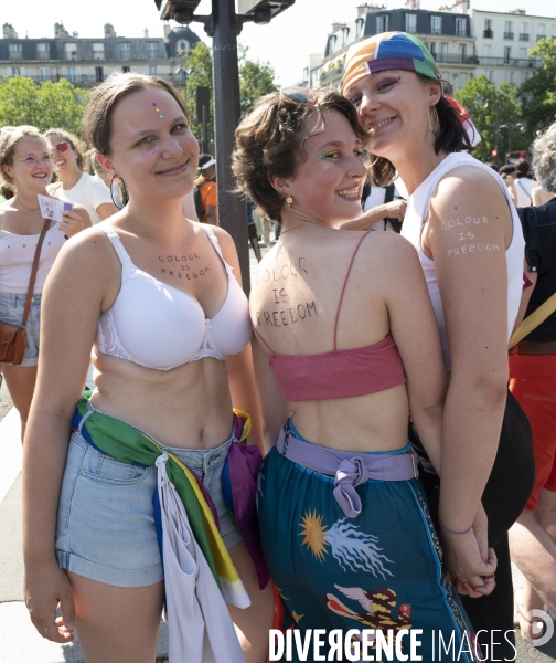 Gay pride 2023, la Marche des fiertés à Paris.