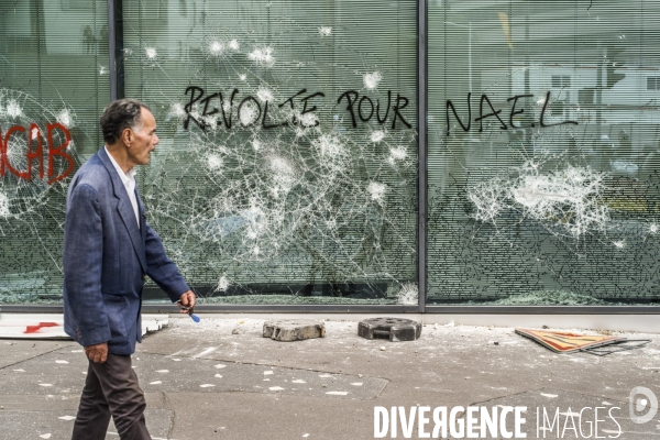 Marche blanche a nanterre en hommage au jeune nahel tue lors d un controle de police.