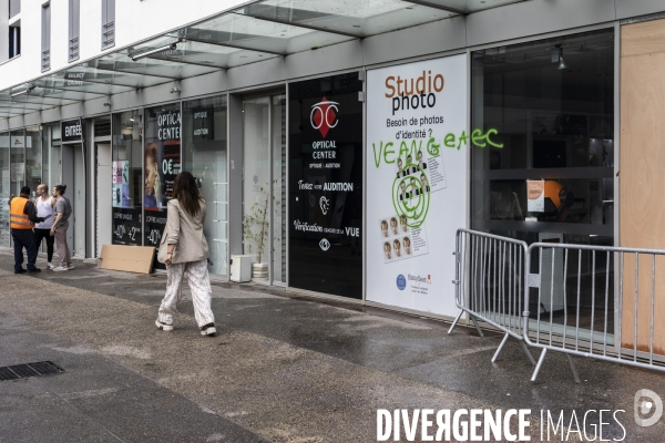 Magasins devalises a Montreuil