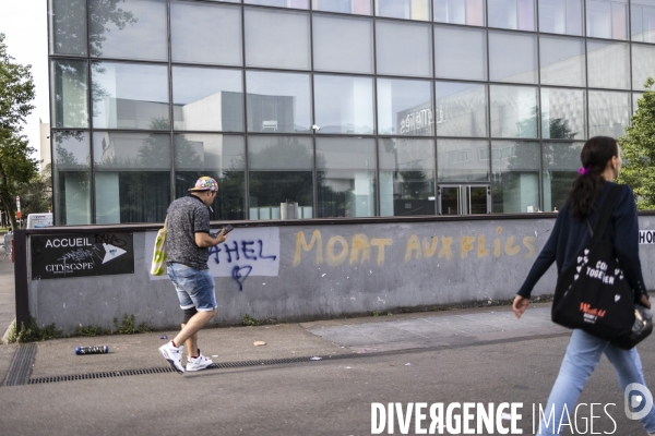 Magasins devalises a Montreuil