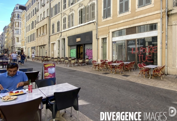 Marseille, centre-ville, commerces dévastés après une 2ème nuit d émeutes.