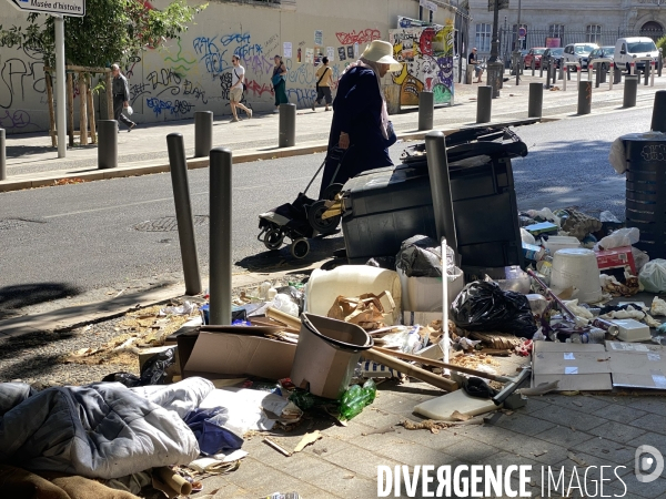 Marseille, centre-ville, commerces dévastés après une 2ème nuit d émeutes.