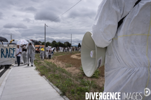 Manif action d Extinction Rebellion contre l extention des gravières en Ariège du 1er juillet 2023 