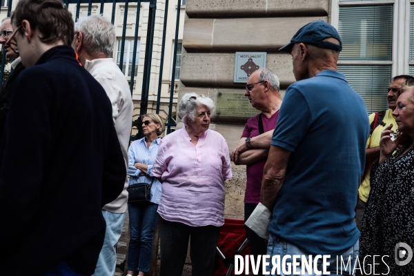 Rassemblement de soutient aux maires agresses 