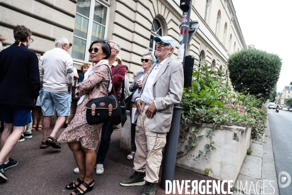 Rassemblement de soutient aux maires agresses 