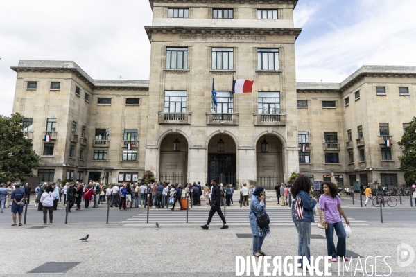 Rassemblement devant la mairie de Montreuil contre les violences urbaines