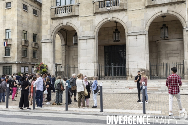 Rassemblement devant la mairie de Montreuil contre les violences urbaines