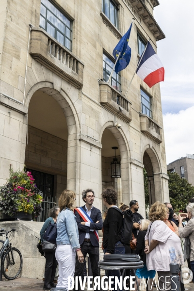 Rassemblement devant la mairie de Montreuil contre les violences urbaines