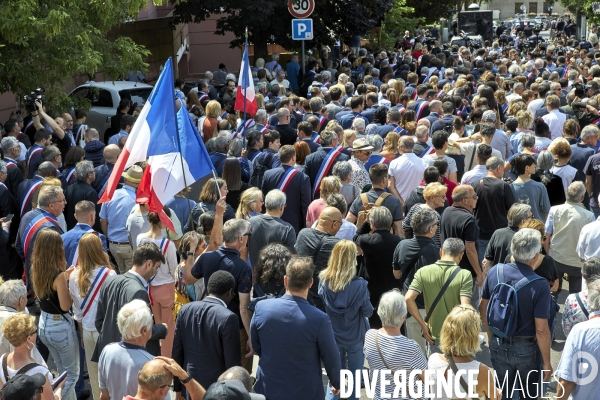 Rassemblement citoyen à  L Haÿ-Les-Roses