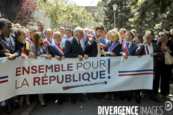 Rassemblement citoyen à  L Haÿ-Les-Roses