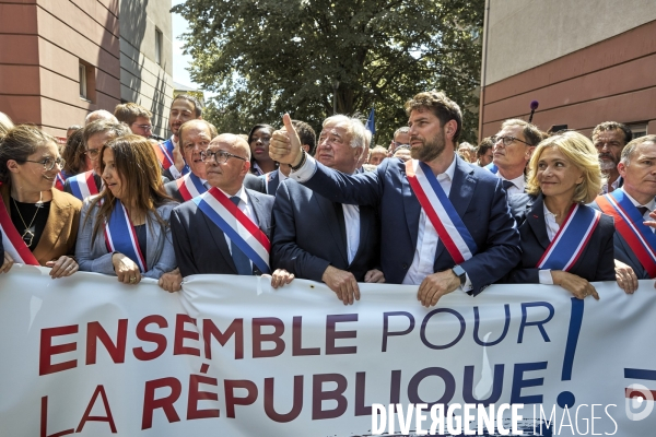 Rassemblement citoyen à  L Haÿ-Les-Roses