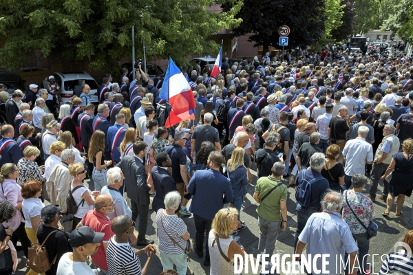 Rassemblement citoyen à  L Haÿ-Les-Roses
