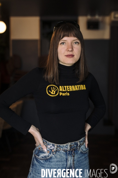 Portrait de mathilde caillard alias «mc danse pour le climat», militante et activiste pour le climat.