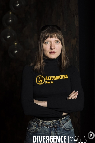Portrait de mathilde caillard alias «mc danse pour le climat», militante et activiste pour le climat.