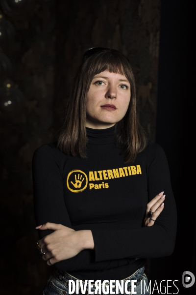 Portrait de mathilde caillard alias «mc danse pour le climat», militante et activiste pour le climat.