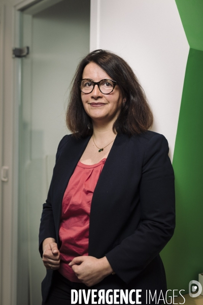 Portrait de cécile duflot, directrice générale de l ong oxfam france.