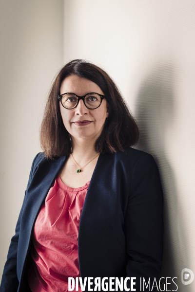 Portrait de cécile duflot, directrice générale de l ong oxfam france.