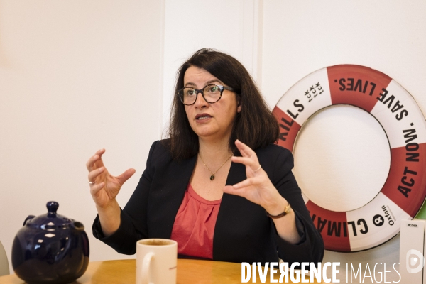 Portrait de cécile duflot, directrice générale de l ong oxfam france.