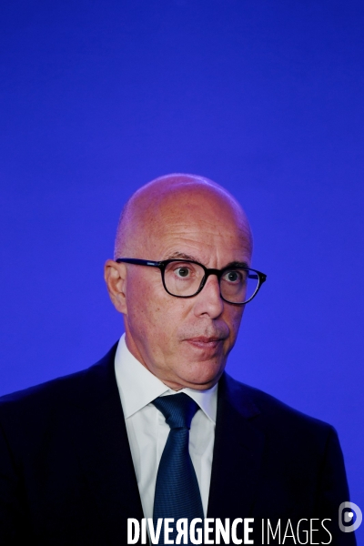 Conference de presse d Éric Ciotti d Olivier Marleix et de Bruno Retailleau 