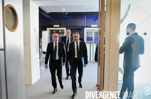 Conference de presse d Éric Ciotti d Olivier Marleix et de Bruno Retailleau 