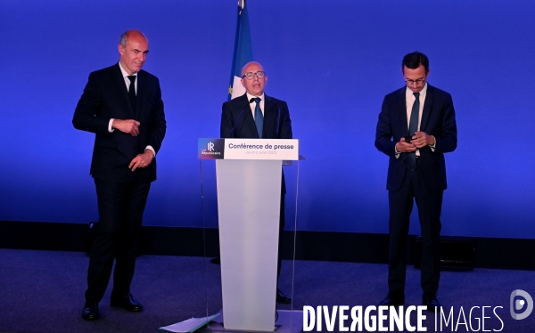 Conference de presse d Éric Ciotti d Olivier Marleix et de Bruno Retailleau 
