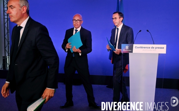 Conference de presse d Éric Ciotti d Olivier Marleix et de Bruno Retailleau 