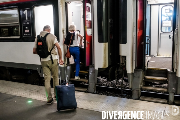 Train de nuit entre Paris et Lourdes