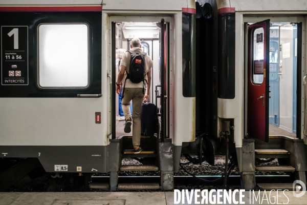 Train de nuit entre Paris et Lourdes