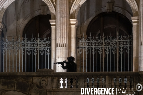Nuit d emeute à Vaulx-en-Velin et Lyon après la mort de Nahel.