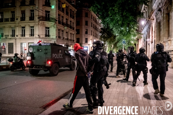 Nuit d emeute à Vaulx-en-Velin et Lyon après la mort de Nahel.