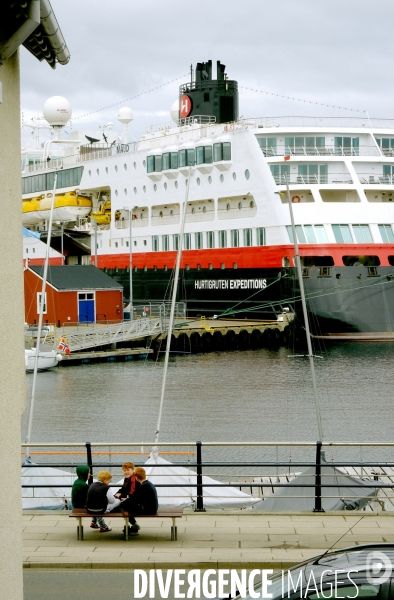 Croisiére inaugurale du Renaissance, paquebot de l armateur français CFC