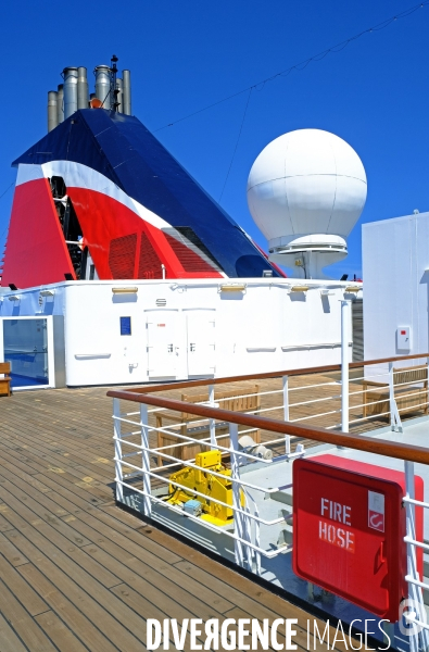 Croisiére inaugurale du Renaissance, paquebot de l armateur français CFC