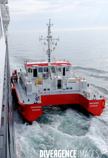 Croisiére inaugurale du Renaissance, paquebot de l armateur français CFC