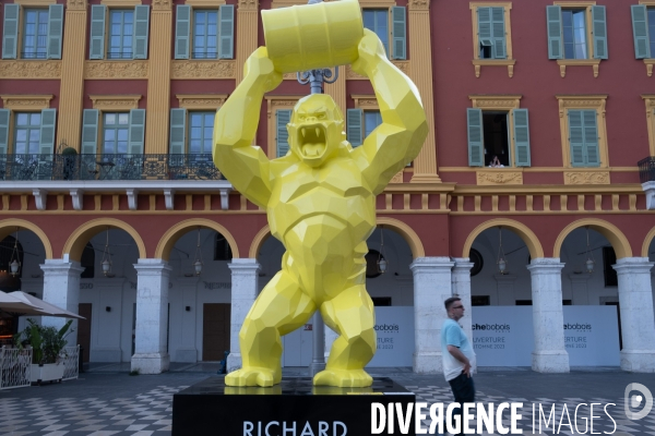 Sculpture de Richard Orlinski à Nice