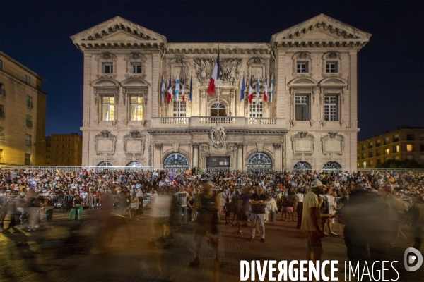 Feux d artifices du 14 juillet à Marseille