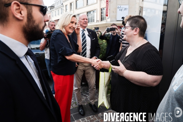 Marine le pen a beauvais