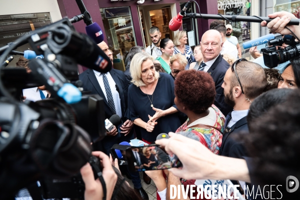 Marine le pen a beauvais