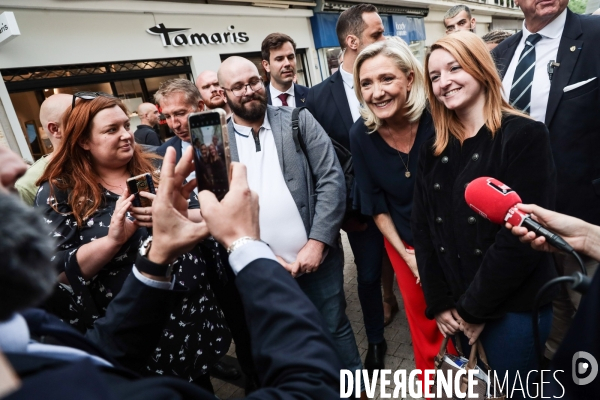 Marine le pen a beauvais