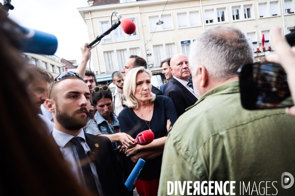 Marine le pen a beauvais
