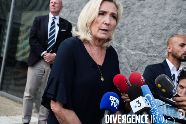 Marine le pen a beauvais