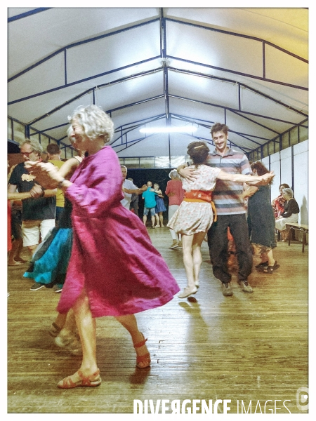 Fete votive a Teyssieu