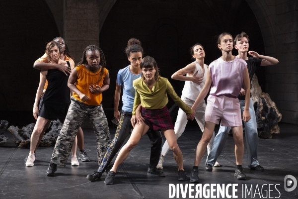 BLACK LIGHTS de  Mathilde Monnier