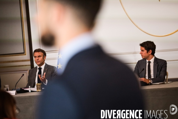 Conseil des ministres du nouveau gouvernement borne