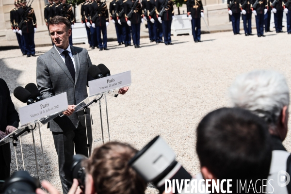 Conseil des ministres du nouveau gouvernement borne