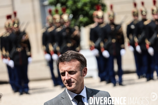 Conseil des ministres du nouveau gouvernement borne