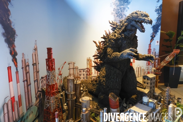 Godzilla le nouvel embleme de shinjuku