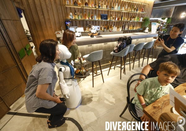 Dawn avatar robot cafe a tokyo