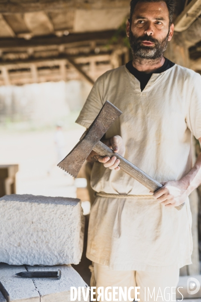 Guedelon: la construction d un chateau fort